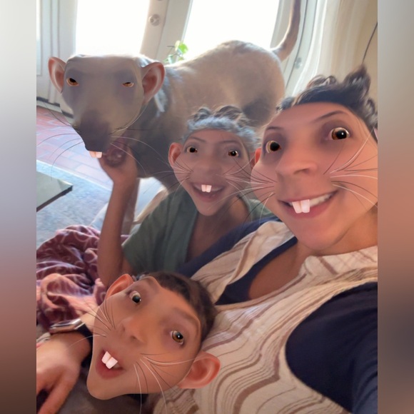 Meet your Posher, Madison - Picture 10 of 15